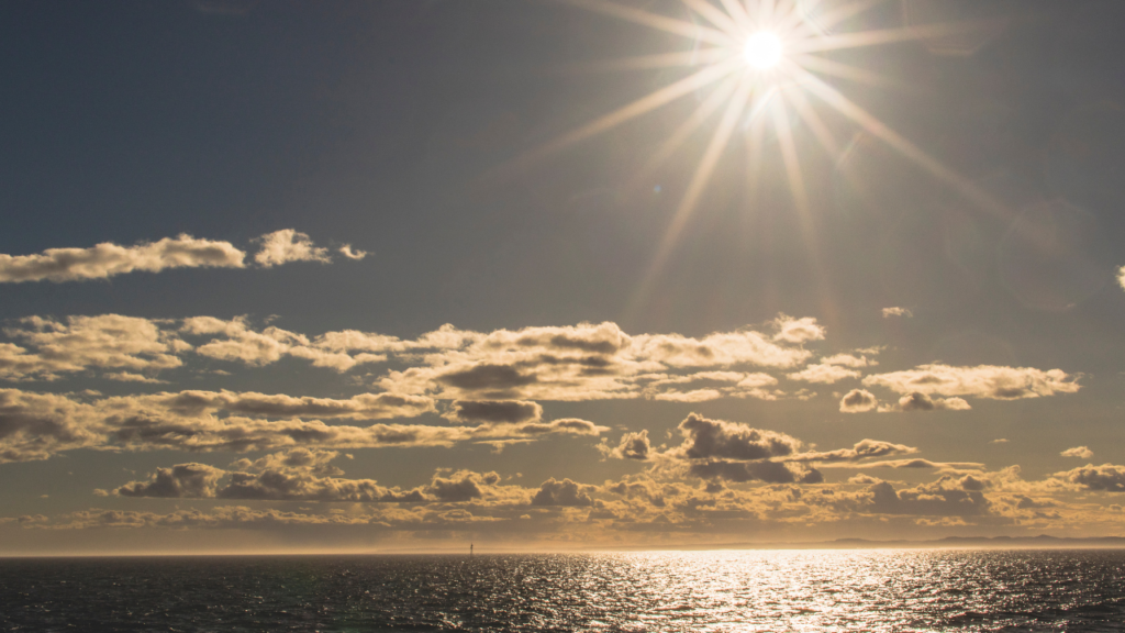 45+ Bible Quotes About Sunshine: Scripture Verses About God's Light