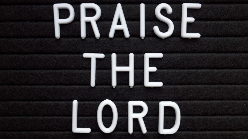 Praise the Lord Bible Quotes From the Old Testament